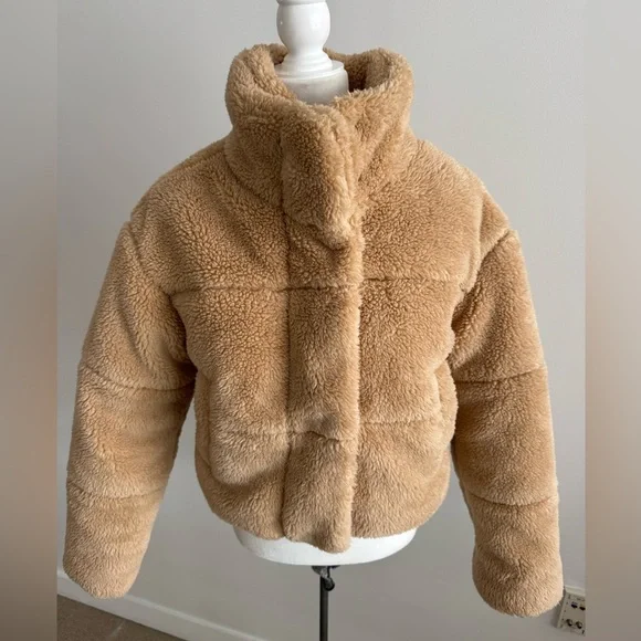 Alo Yoga Jacket - Picture 1 of 13